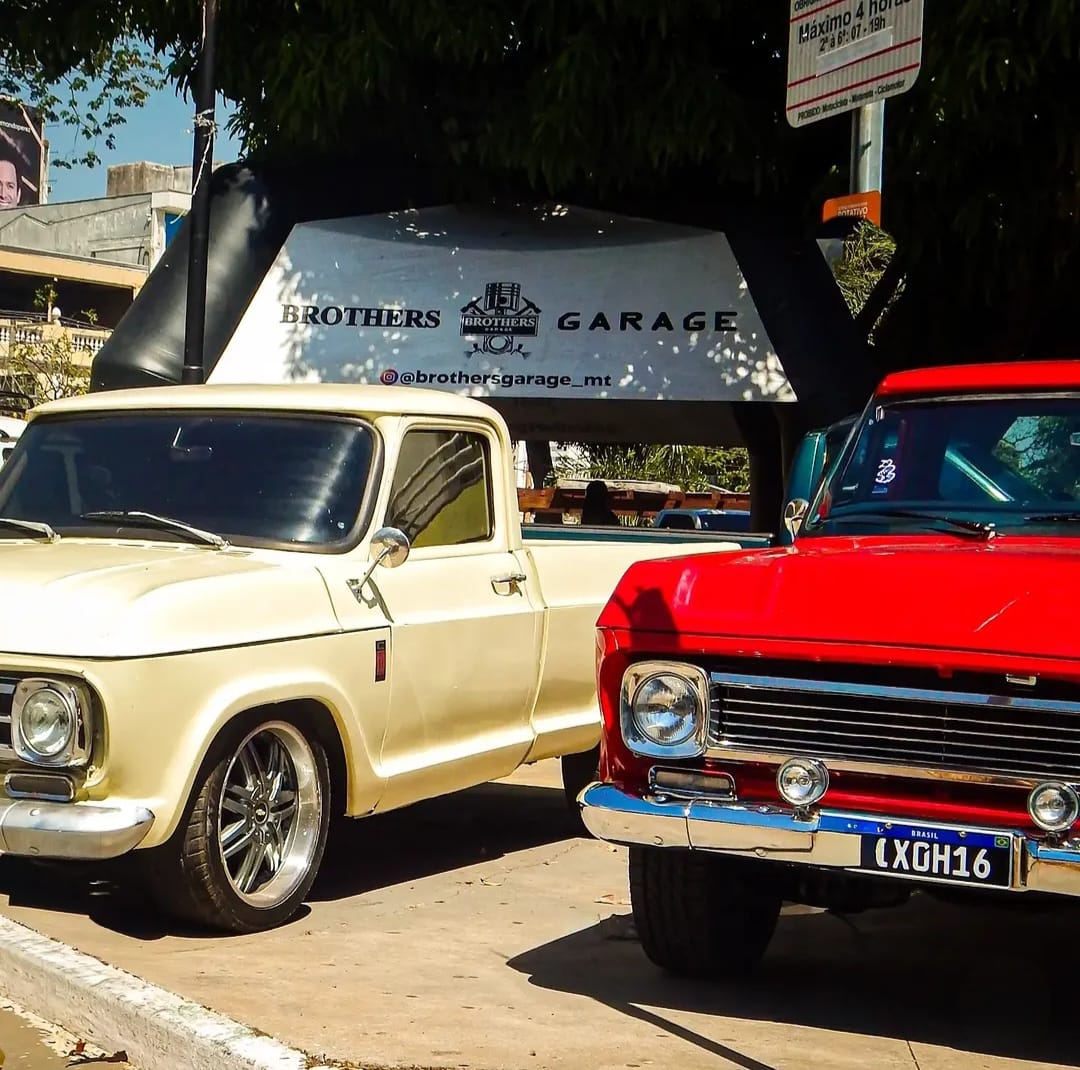 Exposição de carros antigos do Brothers Garage